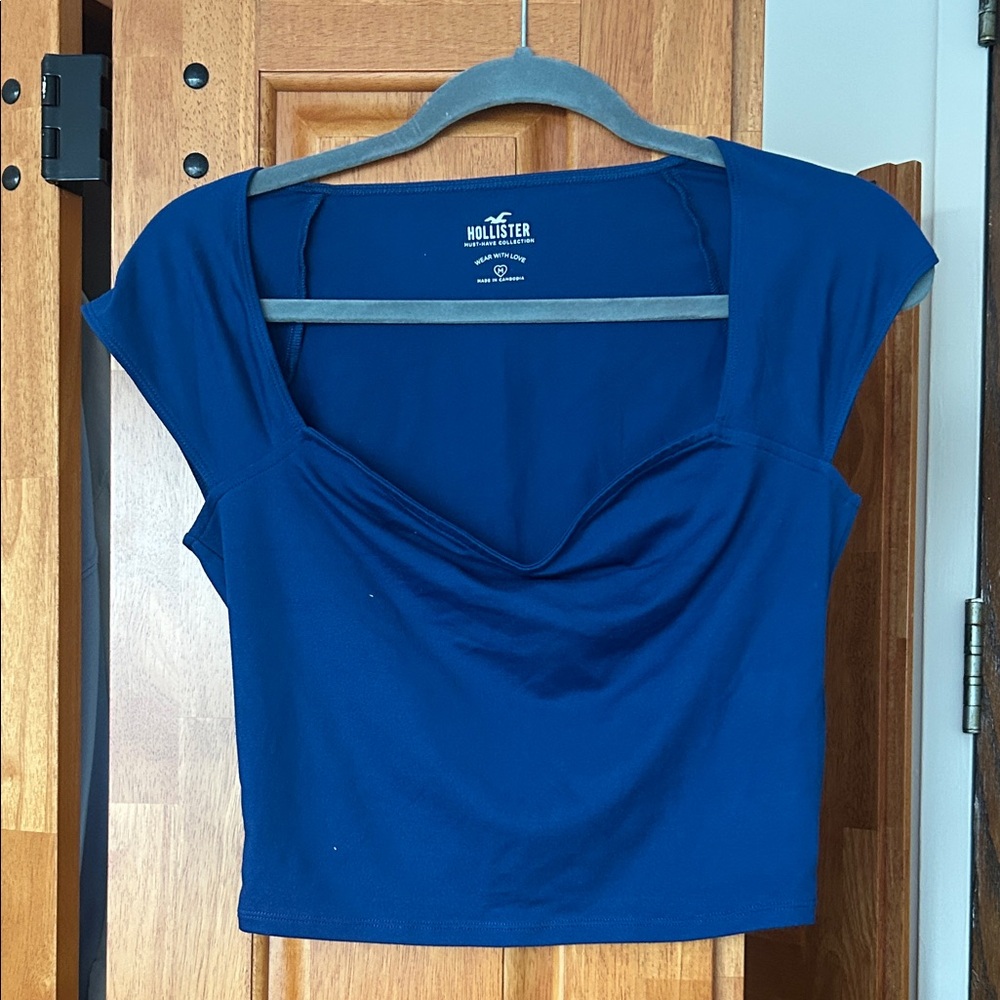 Hollister Royal Blue Sweetheart neckline cap sleeve Crop Top